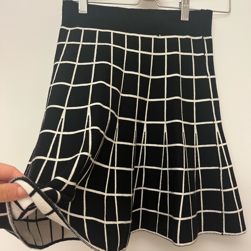 Reversible black and white grid a-line flare skirt size S - Anthropologie